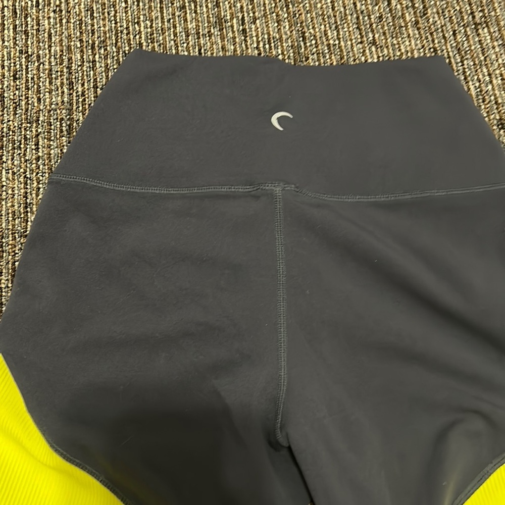 Zyia leggings